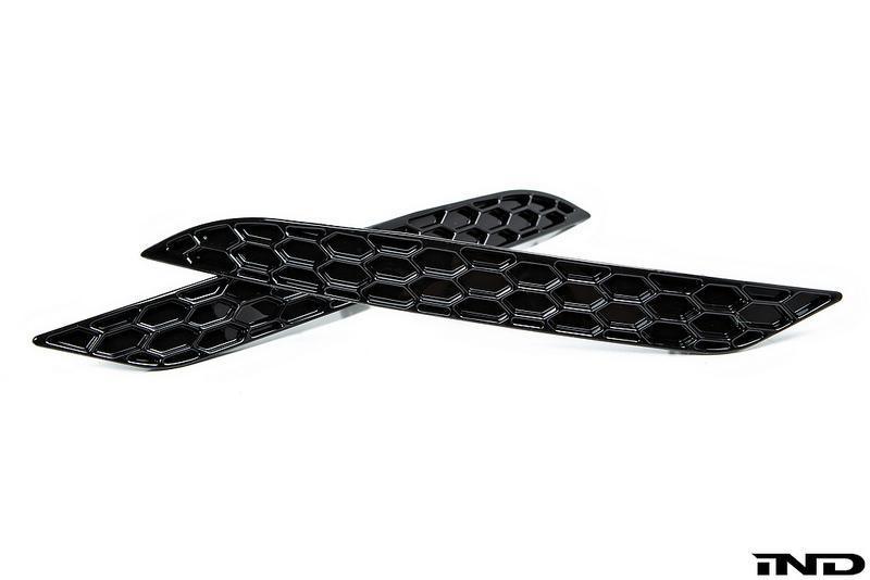 Acexxon VW MK7 GTI Honeycomb Rear Reflector Insert Set