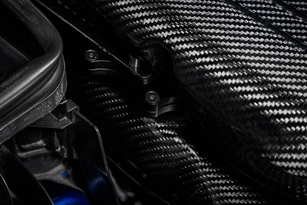 Eventuri Mercedes W205 C63 / C63S AMG Carbon Intake System - V2