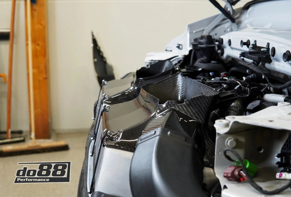 DO88 Intercooler and Chargepipe BigPack Porsche 911 Turbo (992)