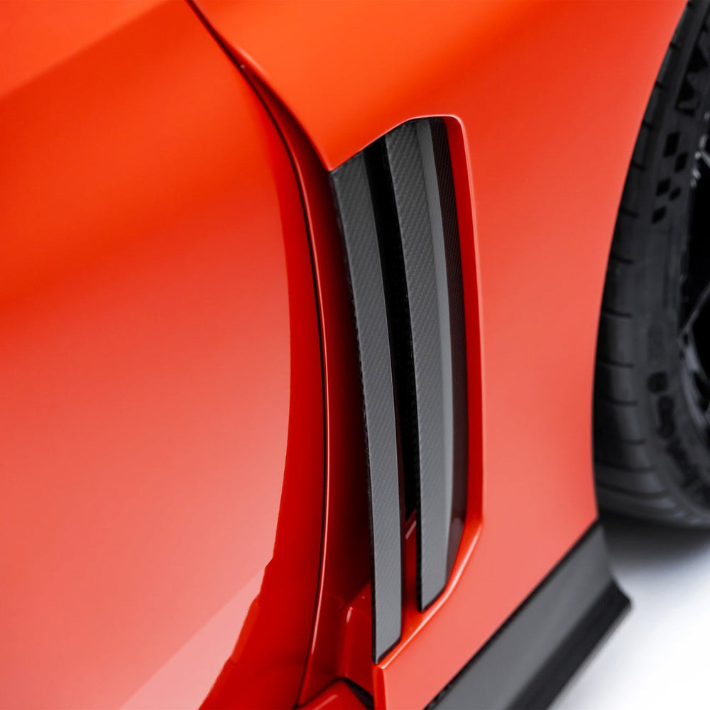 Vorsteiner BMW G87 M2 VRS AERO VENTED FENDERS WITH SIDE SKIRTS CARBON FIBER PP 2X2 GLOSSY