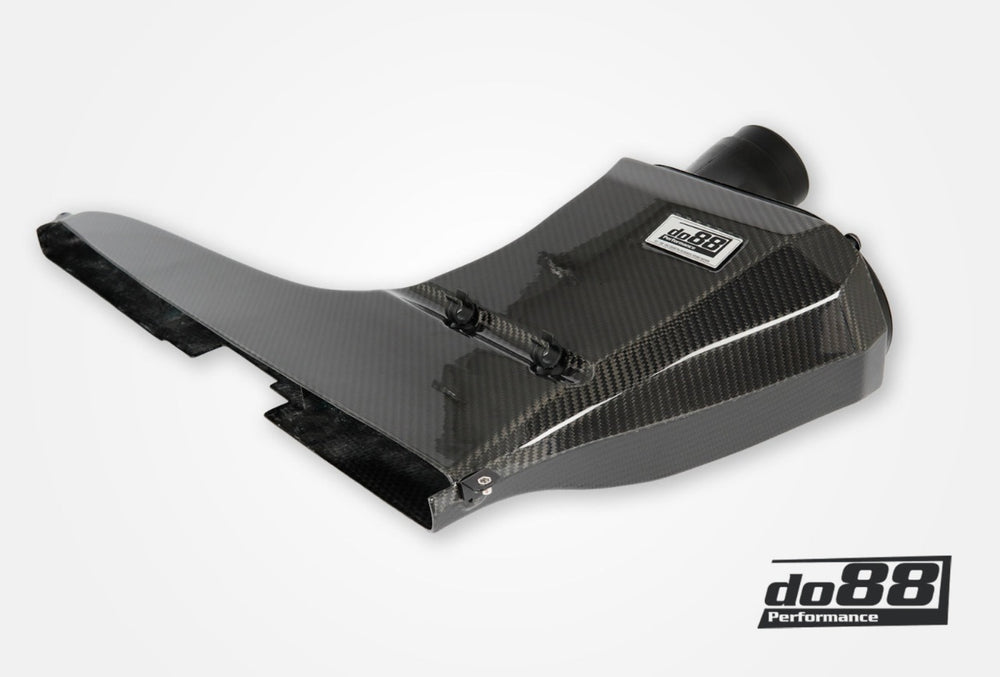 Do88 Golf R Intake DO88 Volkswagen MK8 Golf R / GTI Carbon Fiber Intake – AUTOcouture Motoring