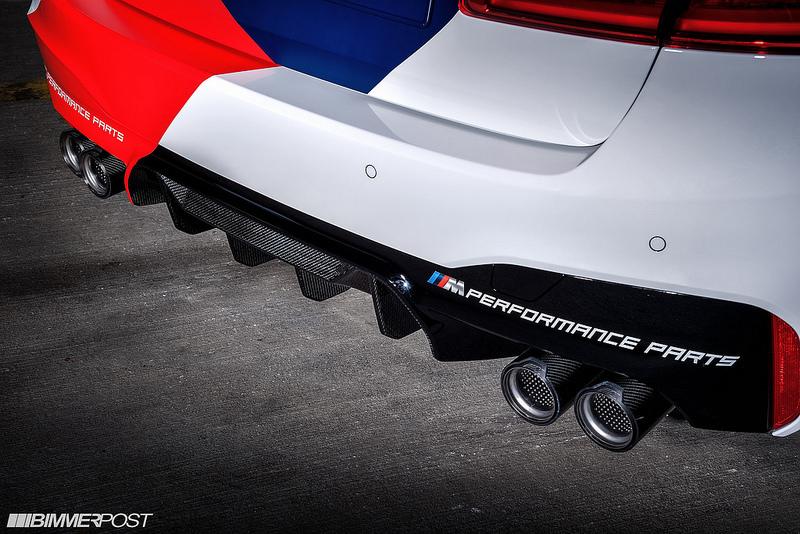 BMW F90 M5 M Performance Rear Diffuser in Carbon Fiber