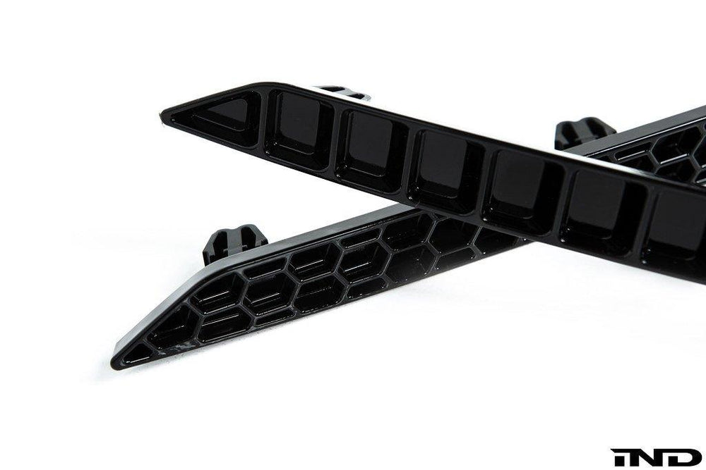 Acexxon BMW G8X M3 / M4 Rear Reflector Insert Set