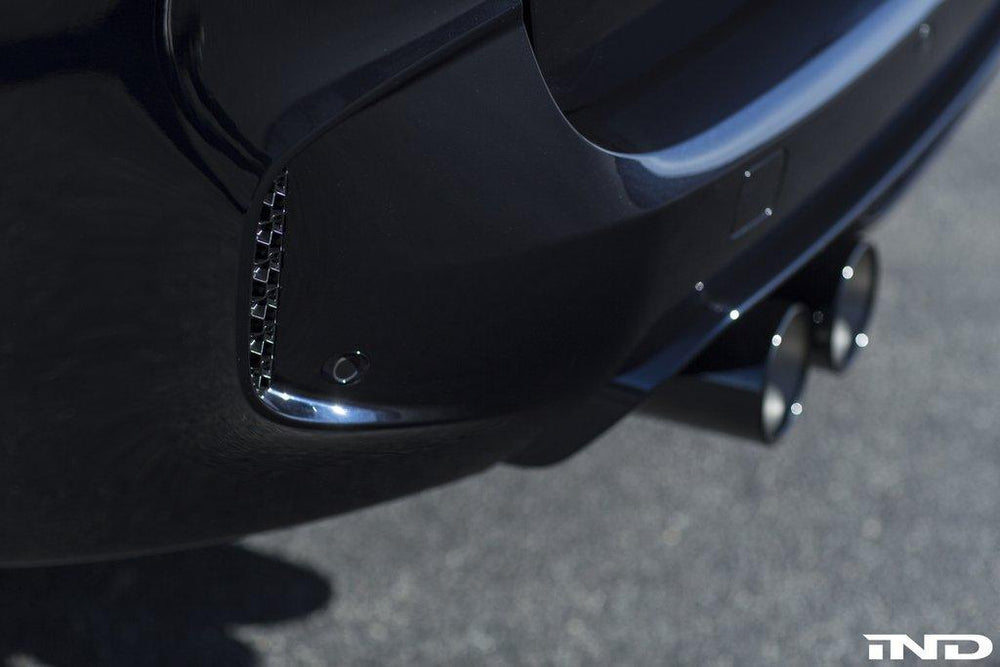 ACEXXON BMW F85 X5M Rear Reflector Insert Set - Honeycomb Gloss Black