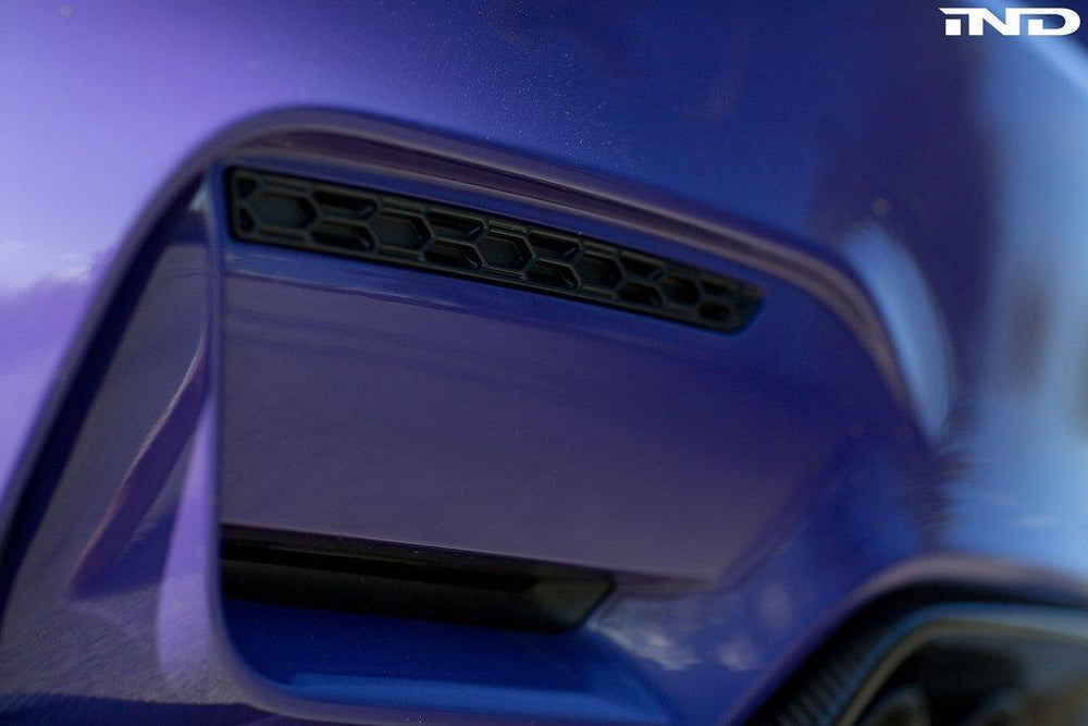 ACEXXON BMW F8X M3 / M4 Rear Reflector Insert Set - Honeycomb Matte Black