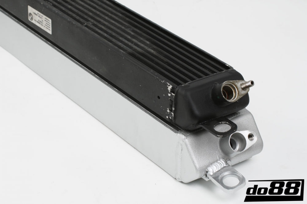 DO88 BMW E9X M3 S65 OIL COOLER OC-100