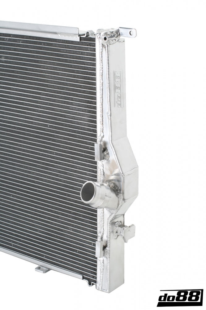 DO88 BMW E9X M3 S65 ALUMINUM RADIATOR WC-190